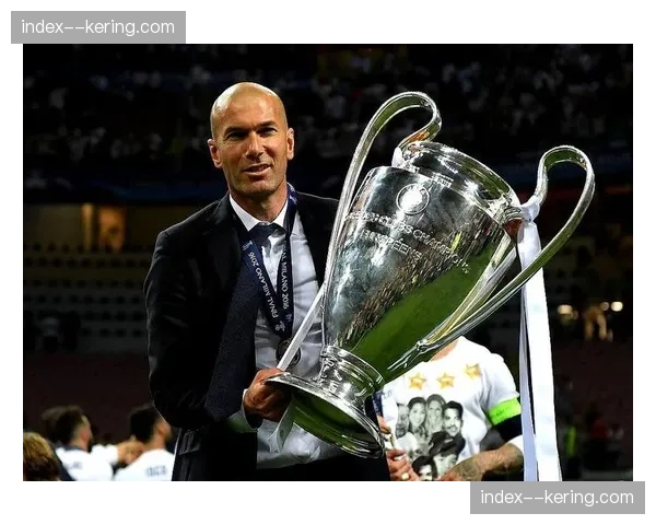 齐达内采访透露复出计划，皇马更衣室问题受关注